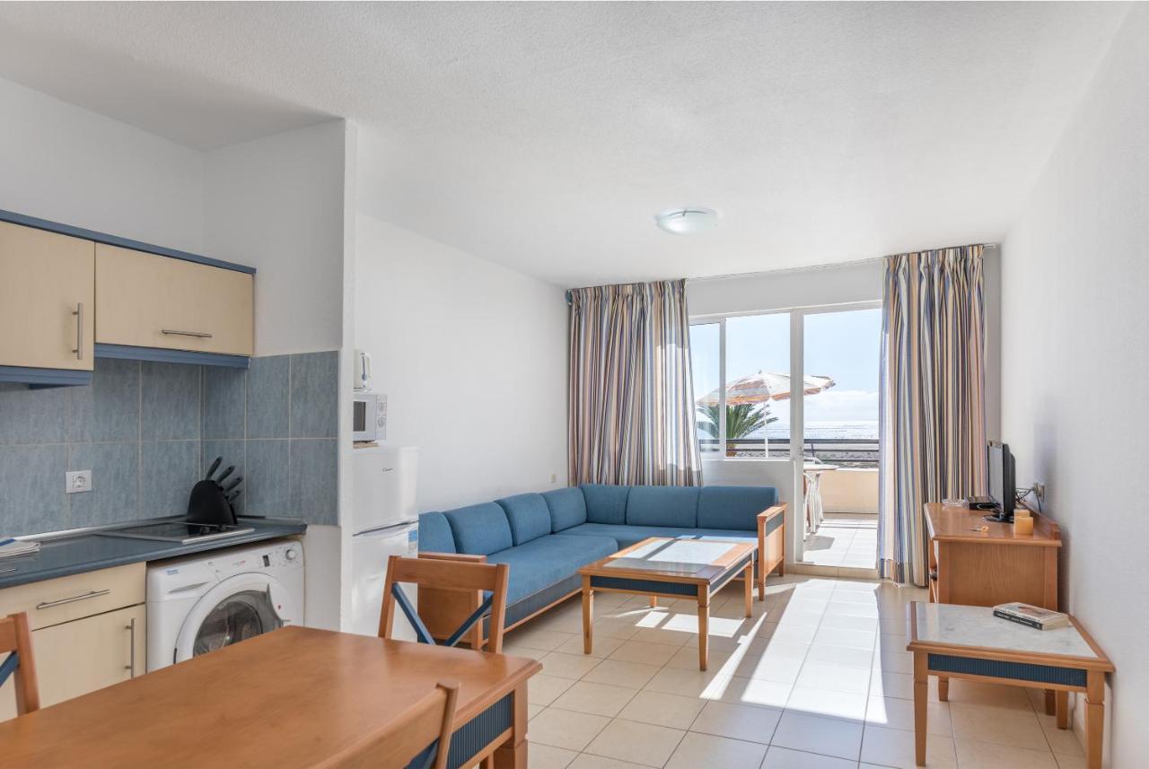 Ocean View, Beach At 250 M, 1 Bedroom, Wi-fi, Swimming Pool On The Same Floor, 3rd Floor *